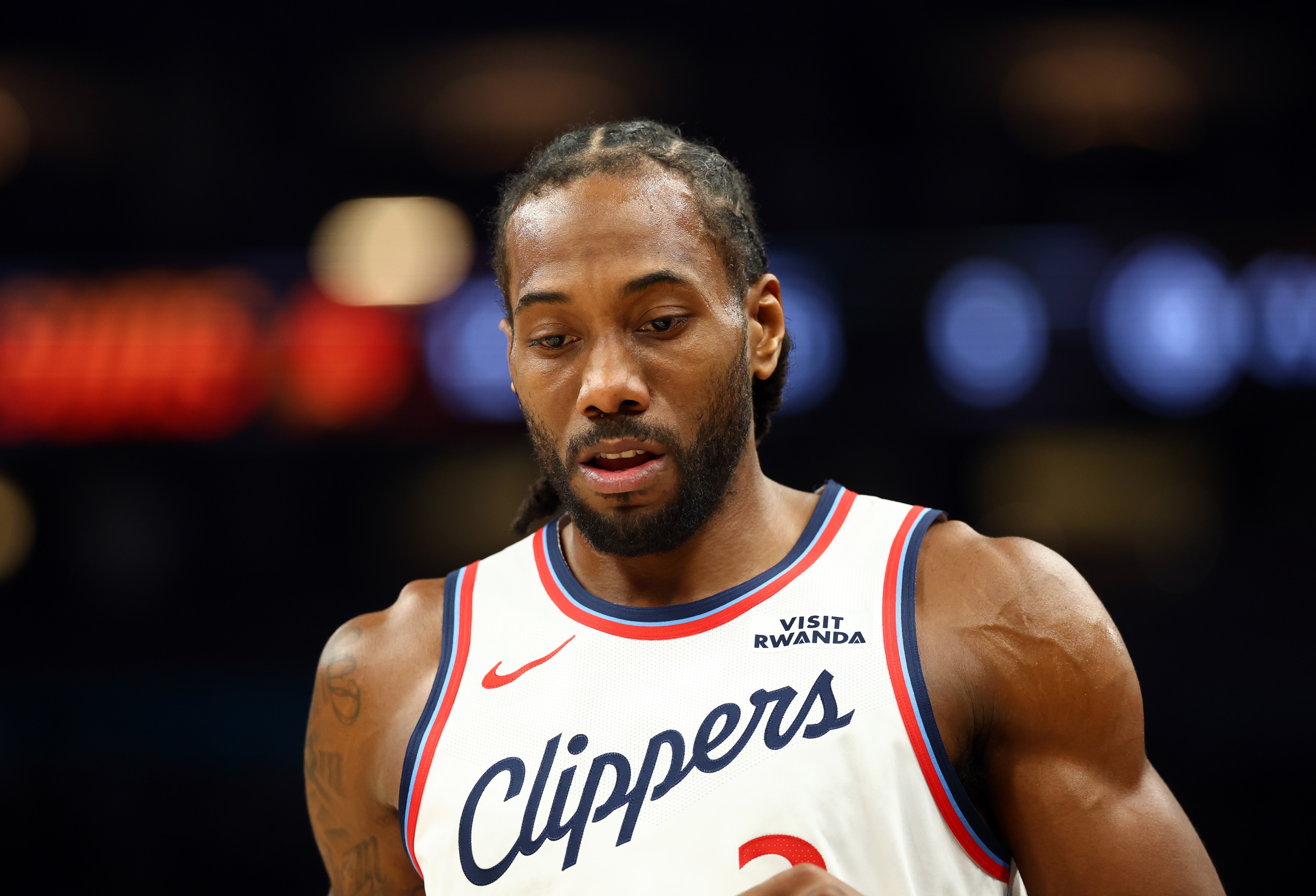 半岛体育-2换5&amp;祖巴茨被交易至步行者！解说：心疼伦纳德一下