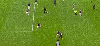 半岛体育-【英超】萨拉赫2球 维纳尔杜姆破门 利物浦3比1客胜